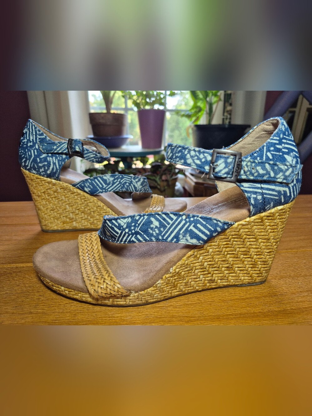 TOMS‎ Clarissa Wedge Sandals - Size 8.5